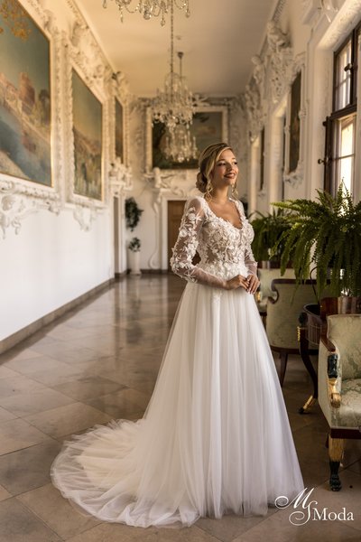 Suknia ślubna ANAIS II — Litera A, V, Koronka, Tiul