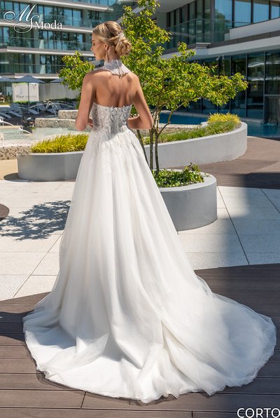 Suknia slubna CORTO - 2024