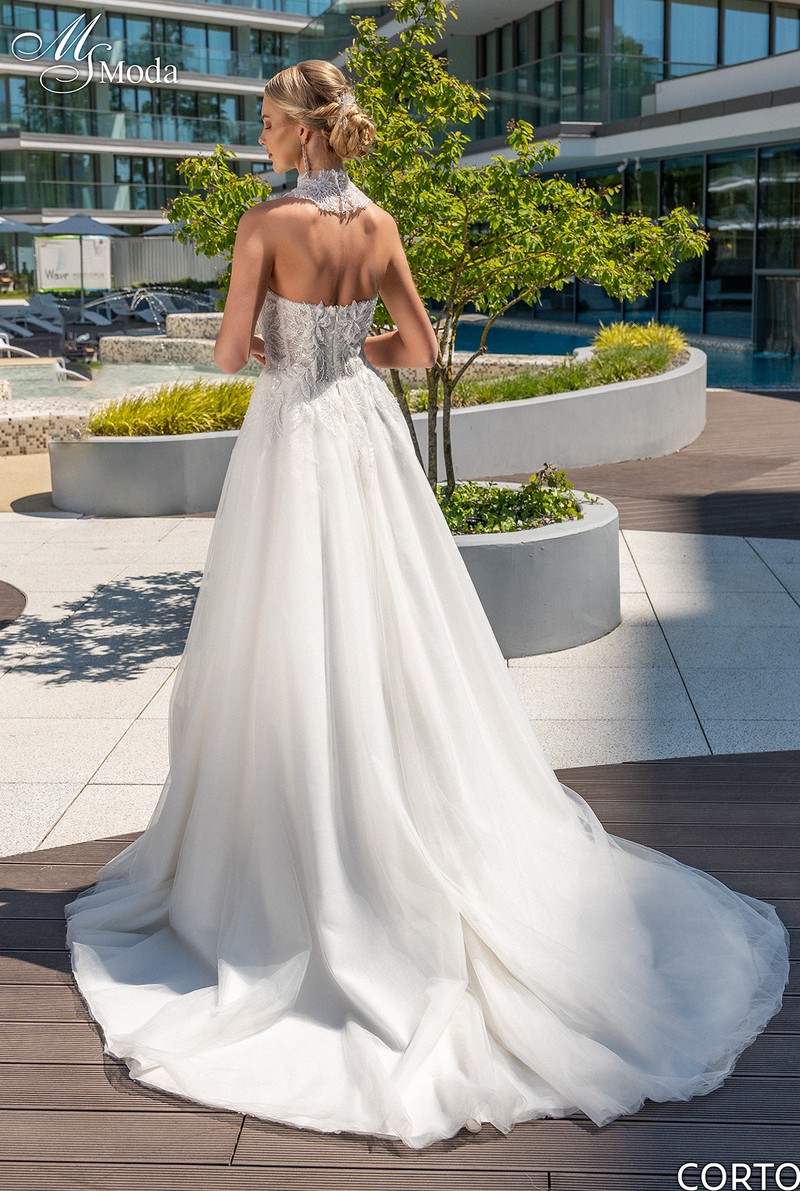 Suknia slubna CORTO - 2024