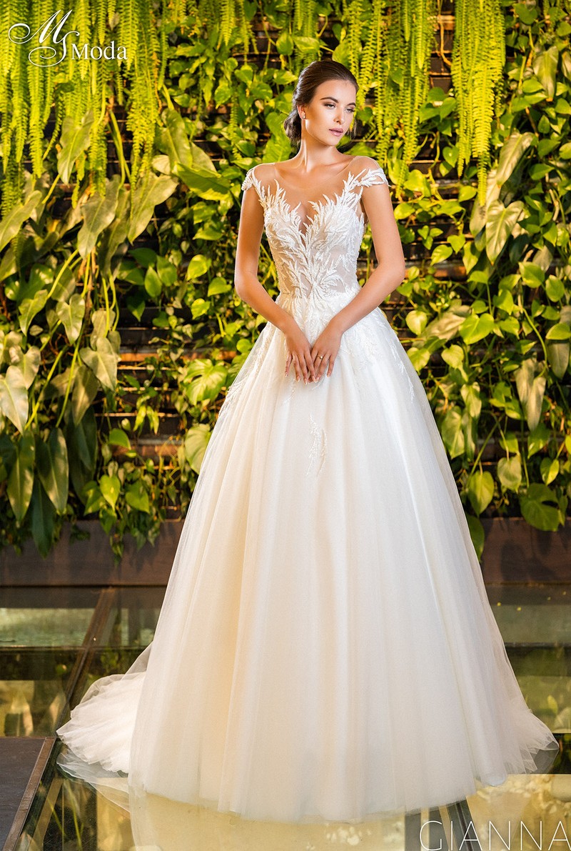 Suknia slubna GIANNA - 2023
