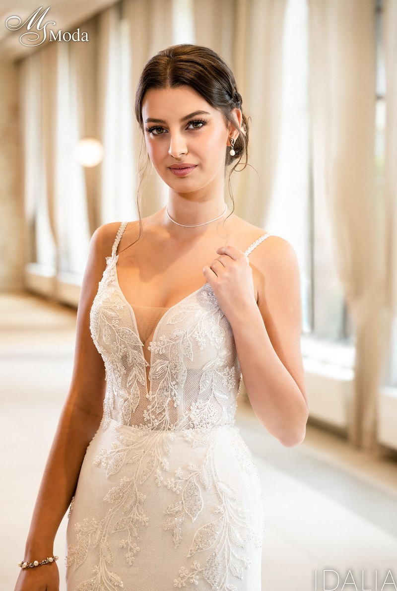 Suknia slubna IDALIA - 2023