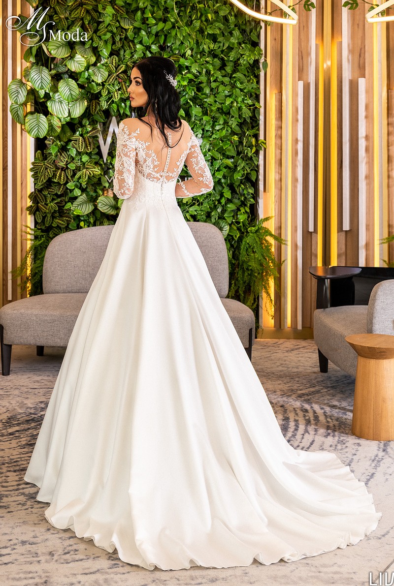 Suknia slubna LIV - 2024