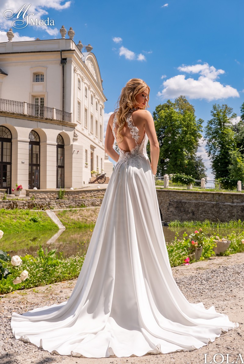 Suknia slubna LOLA - 2025