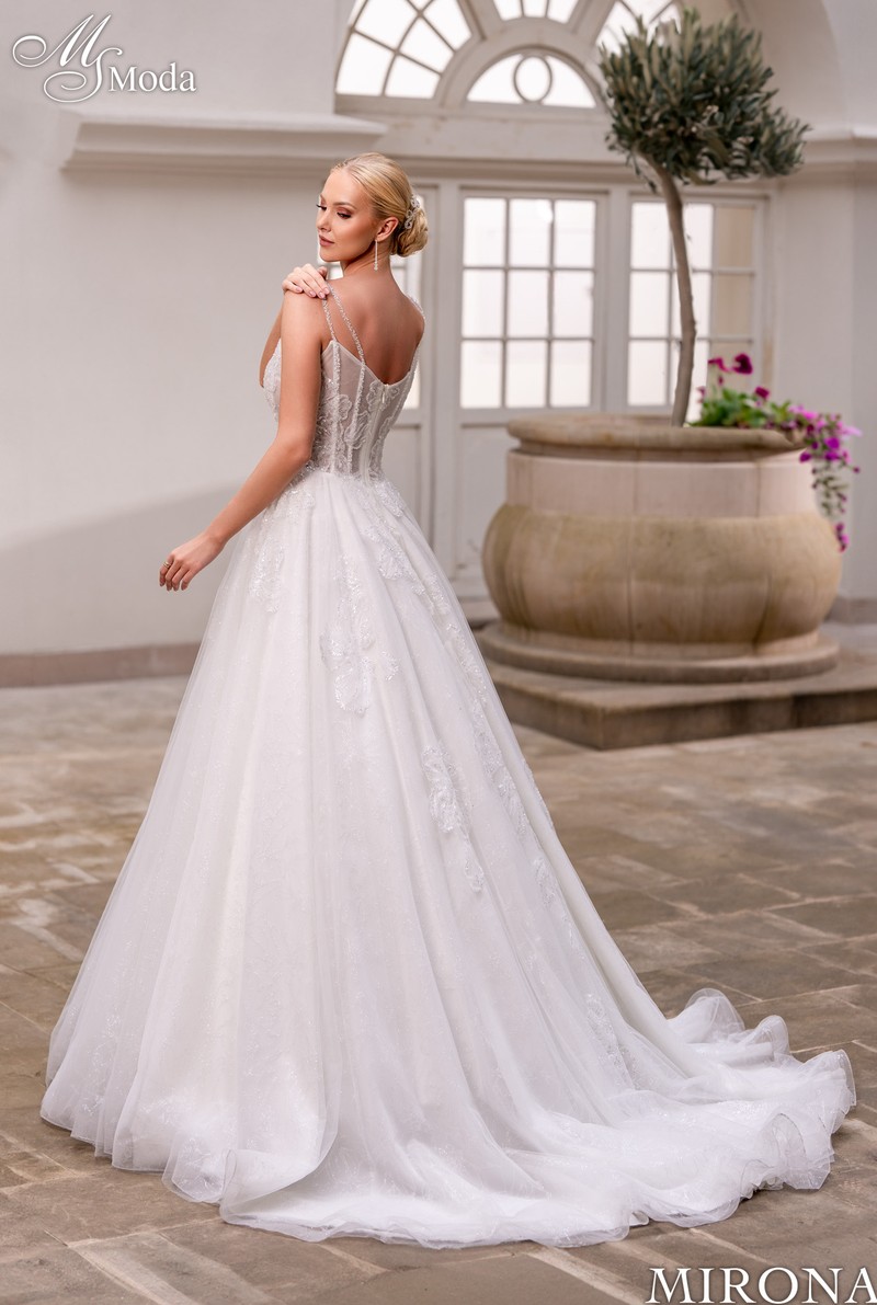 Suknia slubna MIRONA - 2025