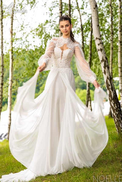 Suknia slubna NOELLE - 2023