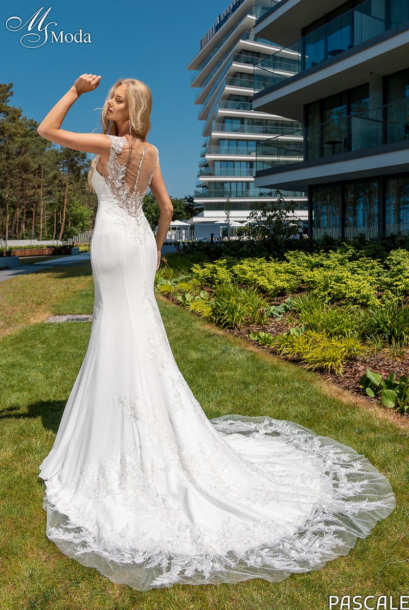Suknia slubna PASCALE - 2024