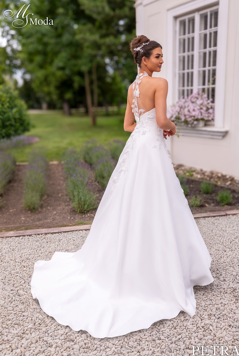 Suknia slubna PETRA - 2025