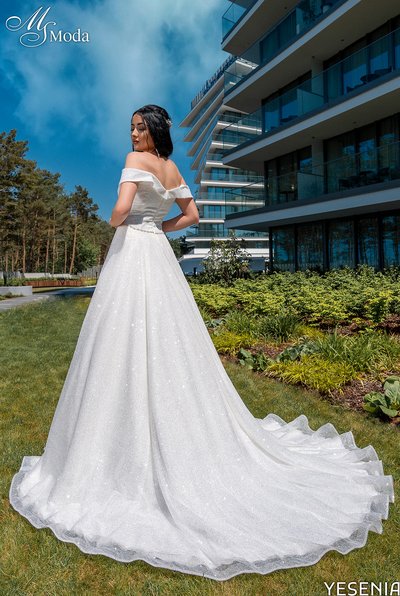 Suknia slubna YESENIA - 2024